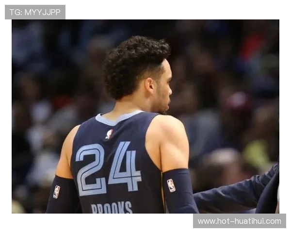 从加拿大高中替补到NBA季前赛焦点张文杰完成梦幻蜕变 从加拿大高中替补到NBA季前赛焦点张文杰完成梦幻蜕变